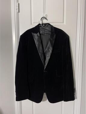 Suits for Men Size LG Black 3 Pieces Notch Lapel M271